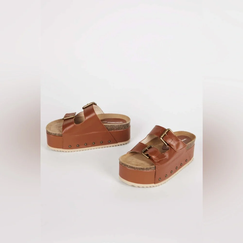 FREE PEOPLE INTENTIONALLY COOPER-2 LEATHER PLATFORM SANDAL - Picture 6 of 10